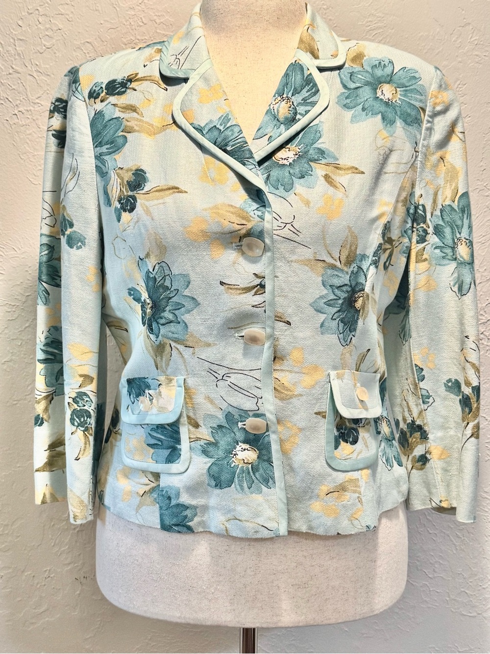 Emma James Light Blue Floral Linen Blend Blazer with Blue and Yellow Blooms